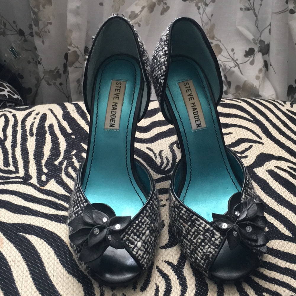 Black and white tweed d’orsay pumps